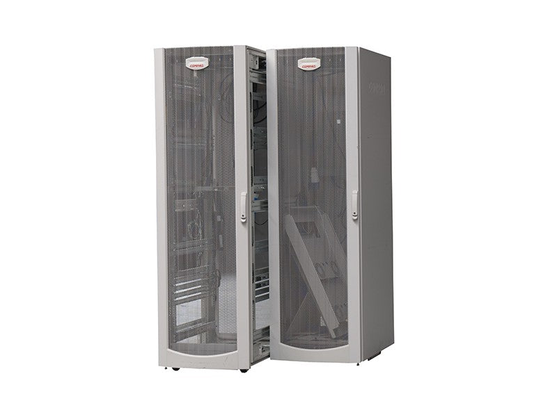 HP/Compaq 19" Server Rack 9000 42HE, weiß, keine Seitenteile gebrauchtes Rack mit möglichen Kratzern