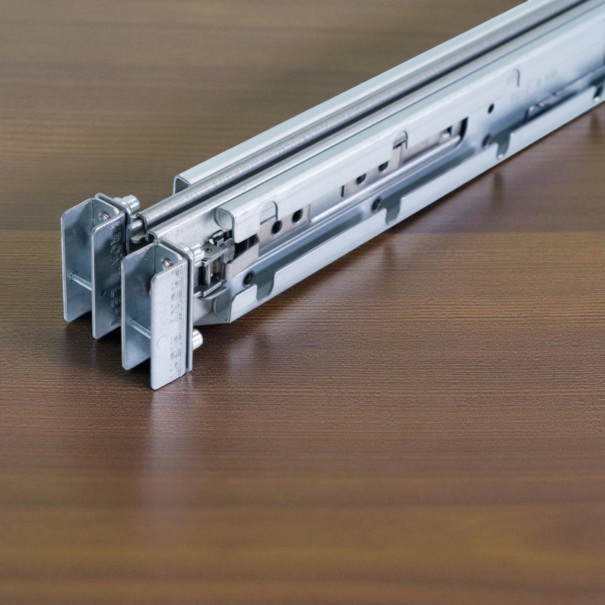 HPE ProLiant DL360 Gen10 Plus 1U SFF Easy Install Rail Kit P/N: P26485-B21, P38898-001, P20440-001