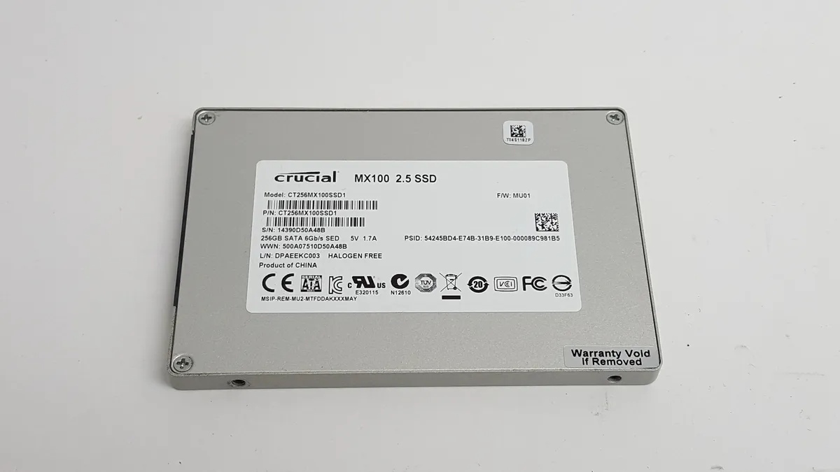 256 GB SATA 2,5 Zoll 6G SED Crucial MX100 CT256MX100SSD1 Teilenummer: CT256MX100SSD1