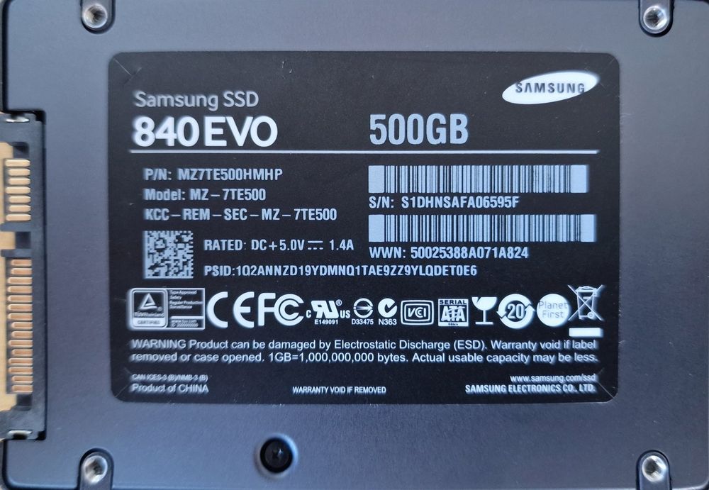 500 GB SSD SATA 2,5 Zoll 6G RI Samsung 840 EVO MZ-7TE500 P/N: MZ7TE500HMHP