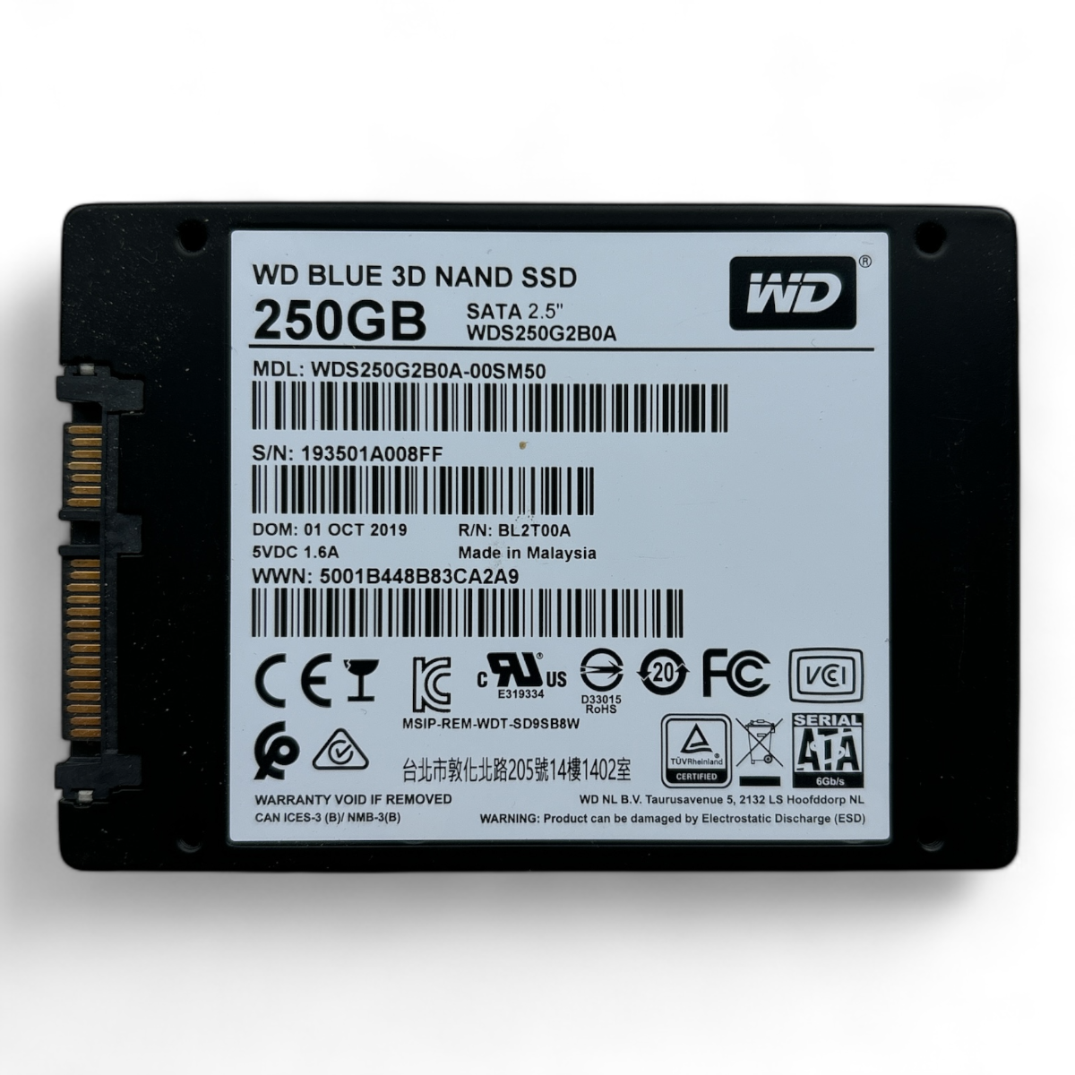 250GB SSD SATA 2.5" 6G WD BLUE 3D NAND SSD WDS250G2B0A P/N: WDS250G2B0A-00SM50