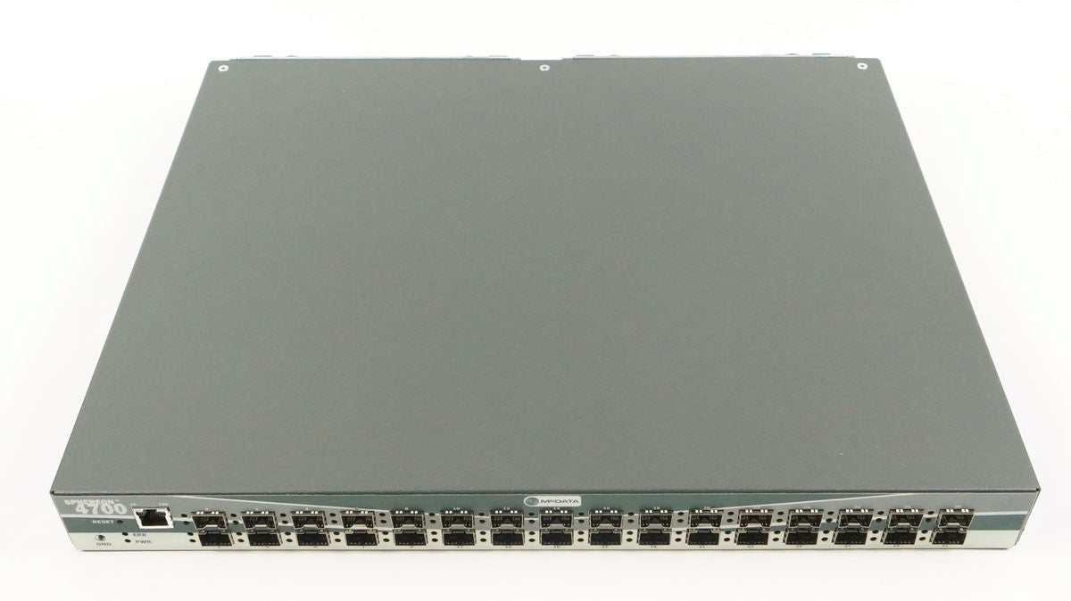 McData Sphereon 4700 Fibre Channel SAN Switch 32x 4GB Port 007-E00215-012