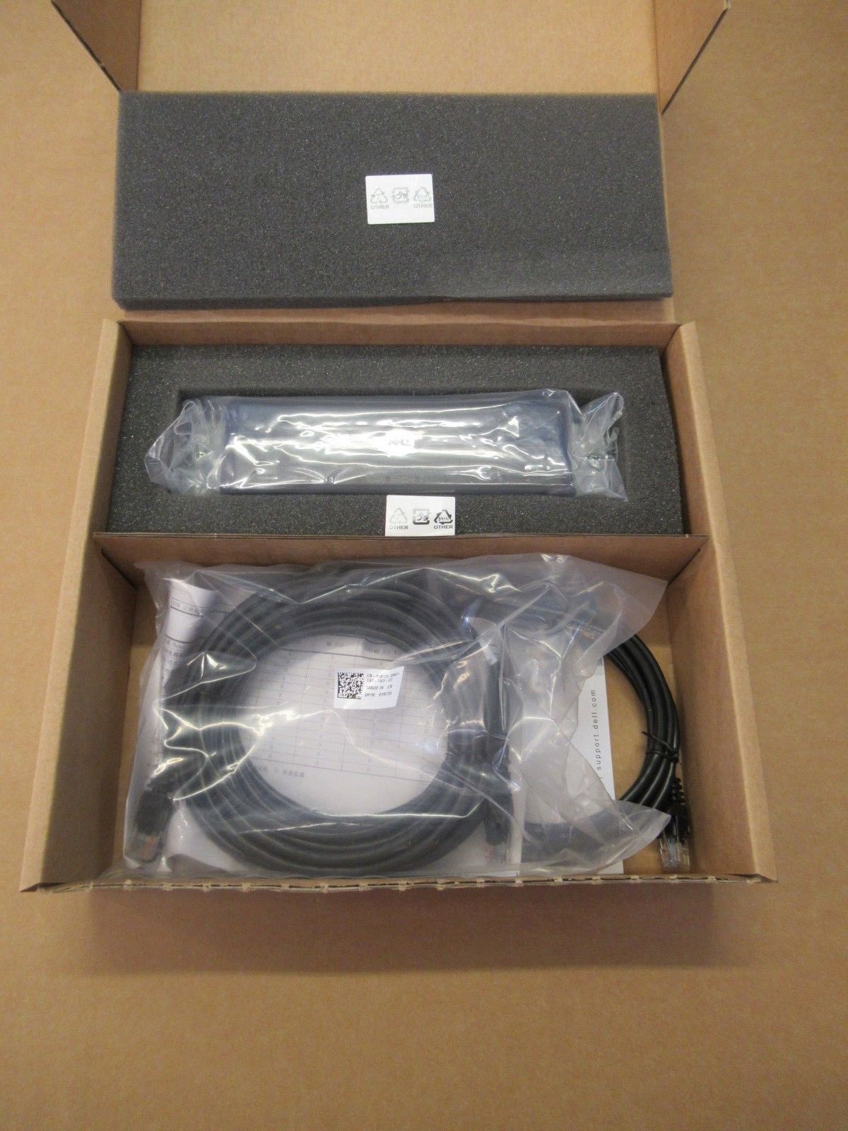 Dell 8-Port KVM Expansion Module for 4322DS Switches Q7 HR2DD
